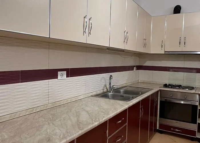 Leonard Apartmán Tirana